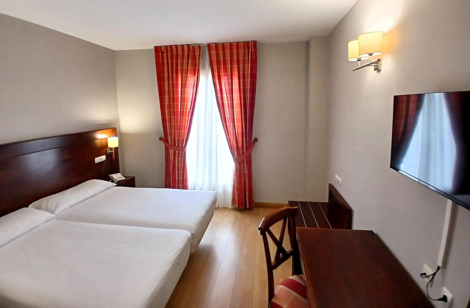 Hotel Campos De Castilla Soria Exterior photo