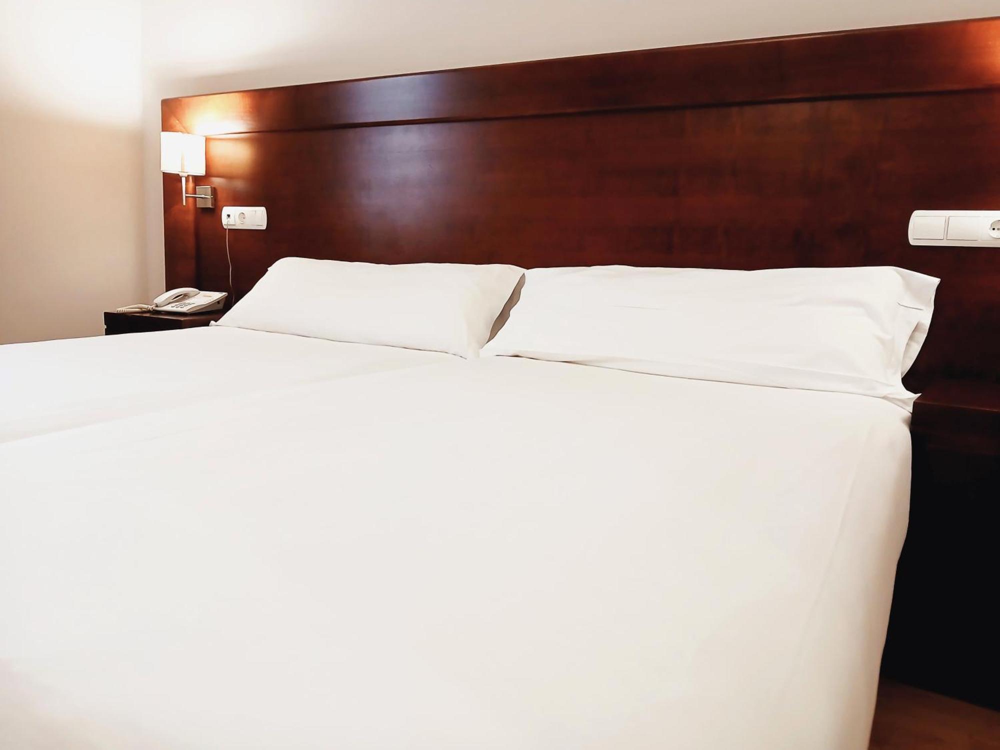 Hotel Campos De Castilla Soria Exterior photo